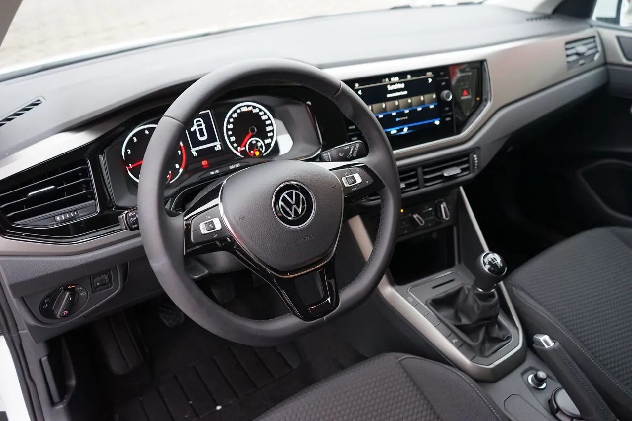 Volkswagen Polo 1.0 TSI Sitzheizung Bluetooth...  Image 8